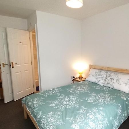 Bright, Chilled Ensuite Db Room In A Shared Flat! London Eksteriør bilde
