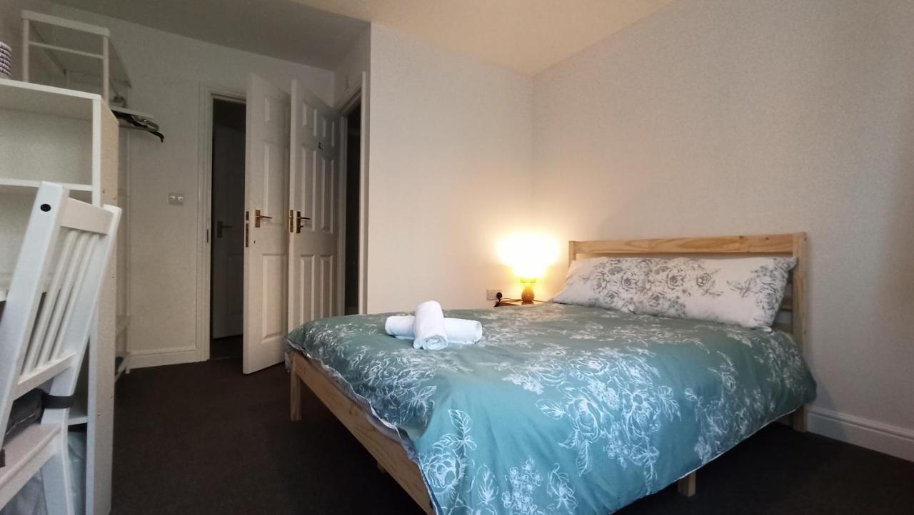 Bright, Chilled Ensuite Db Room In A Shared Flat! London Eksteriør bilde