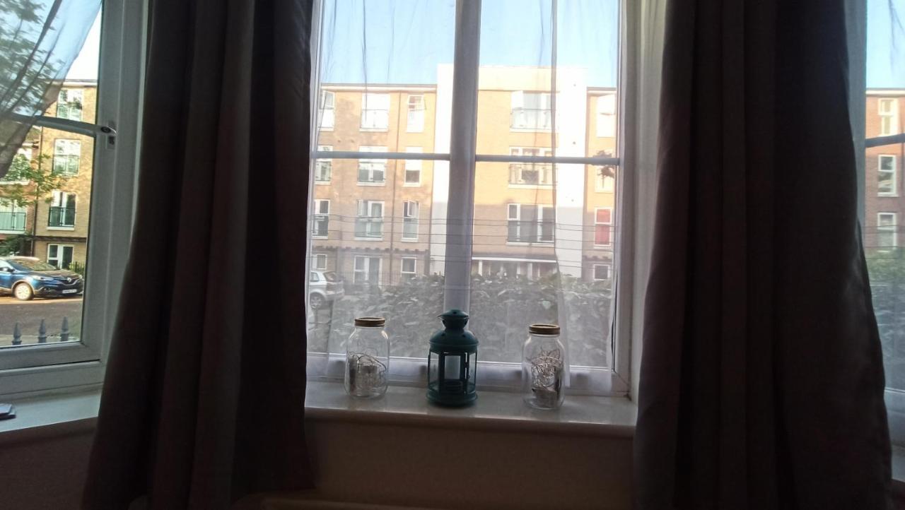 Bright, Chilled Ensuite Db Room In A Shared Flat! London Eksteriør bilde